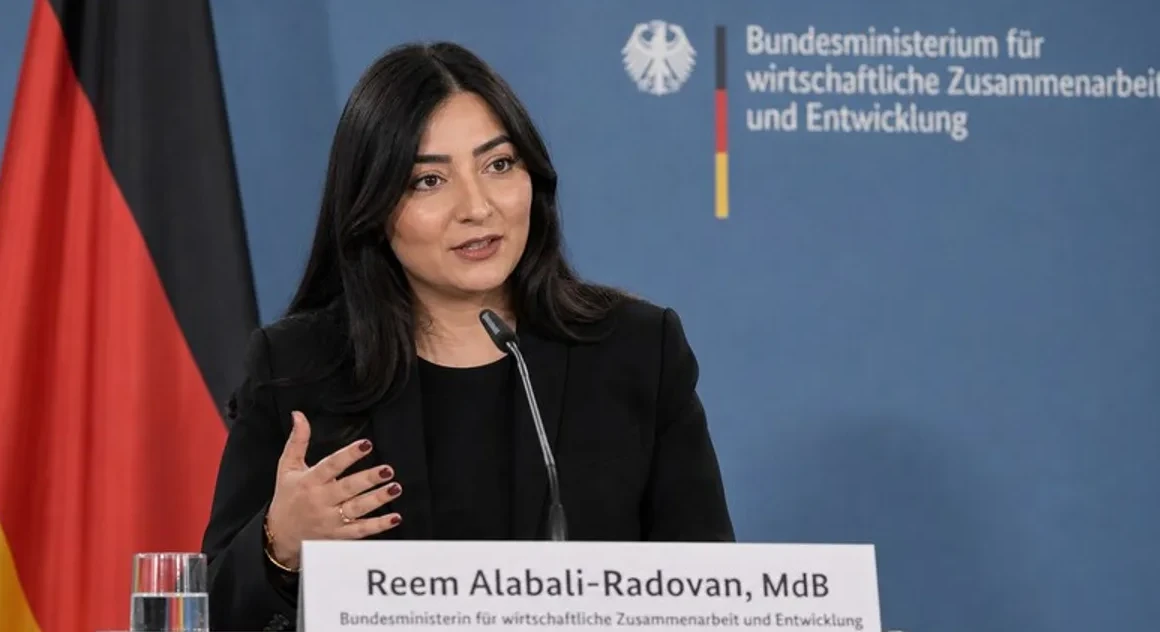 Bundestag — Reem Alabali Radovan Profil